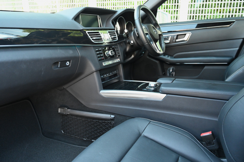 メルセデスベンツ Eクラス 中古車