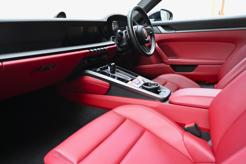 ポルシェ 911(Type992) 中古車