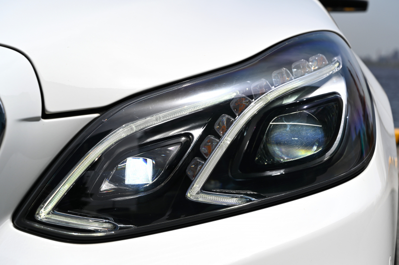 メルセデスベンツ Eクラス 中古車