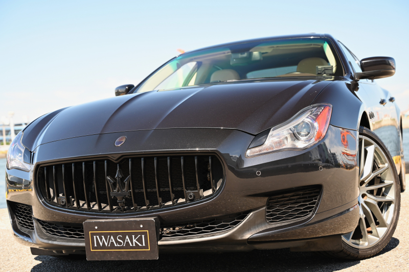 マセラティ クアトロポルテ 中古車