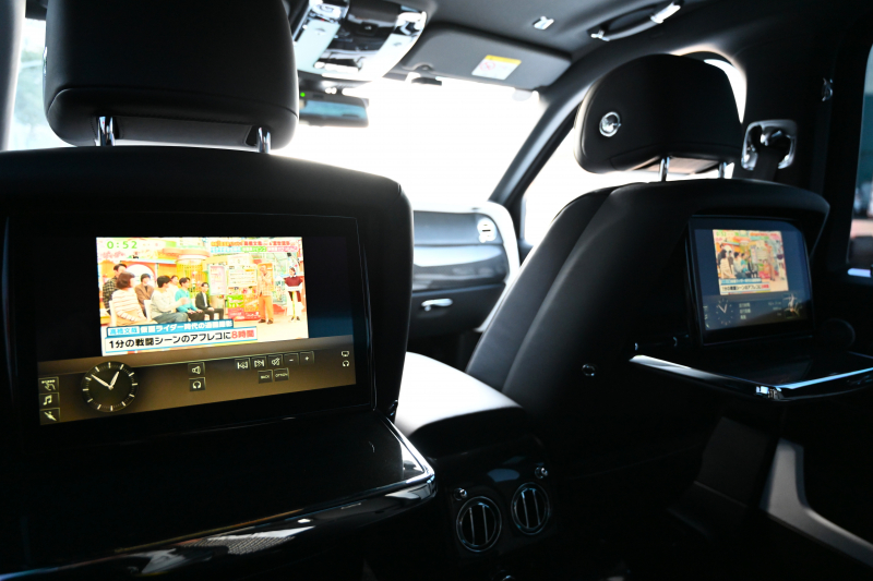 ロールスロイス カリナン 中古車