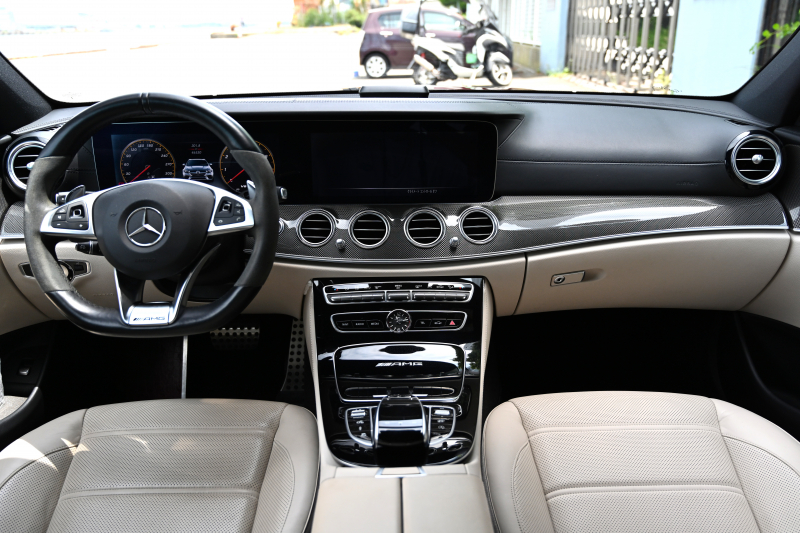 AMG Eクラス 中古車