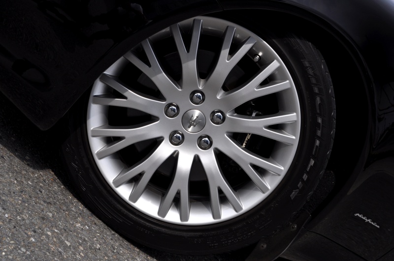 マセラティ クアトロポルテ 中古車