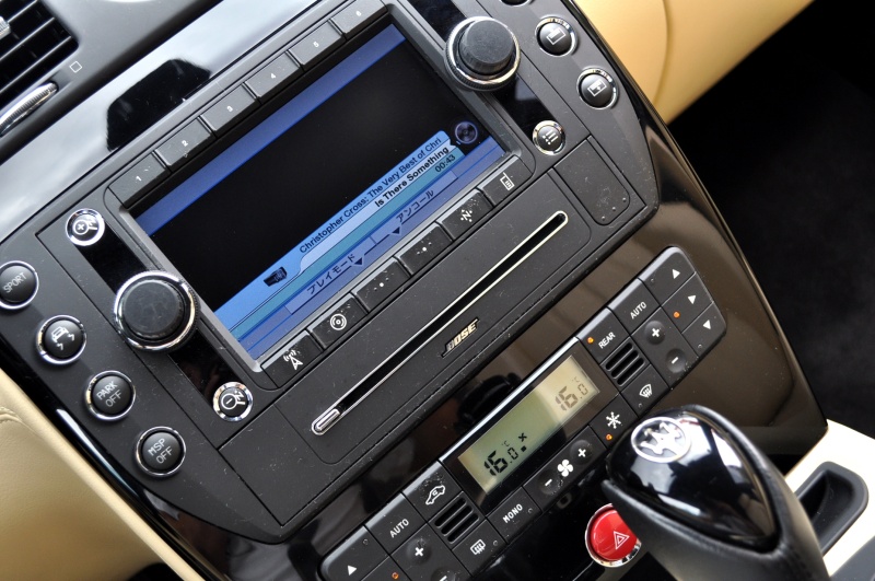 マセラティ クアトロポルテ 中古車