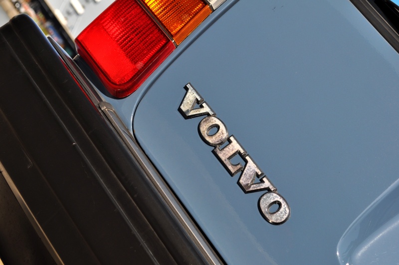 ボルボ 240 中古車