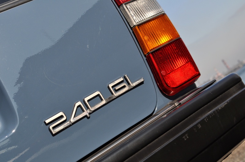 ボルボ 240 中古車