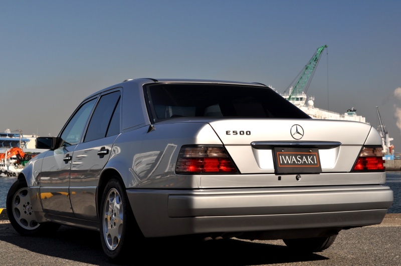 メルセデスベンツ Eクラス 中古車