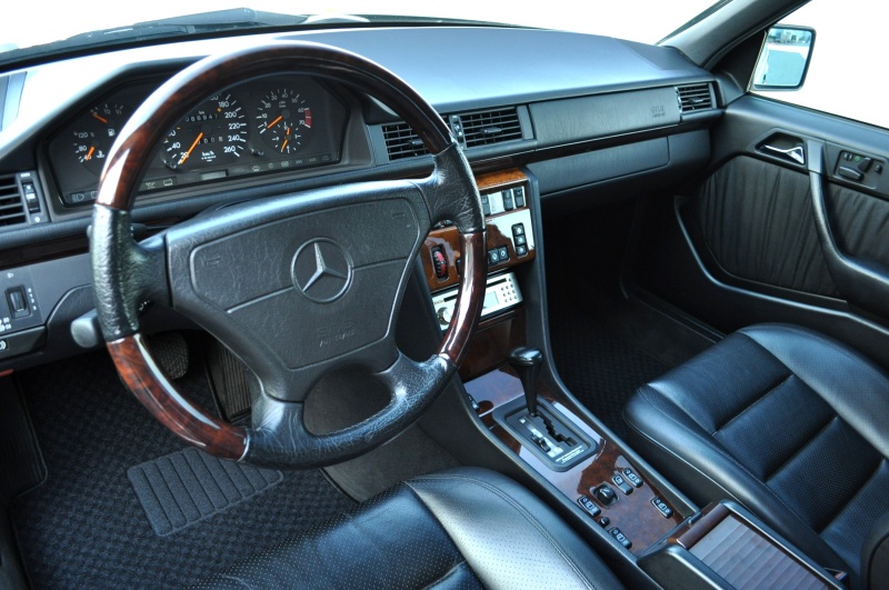 メルセデスベンツ Eクラス 中古車