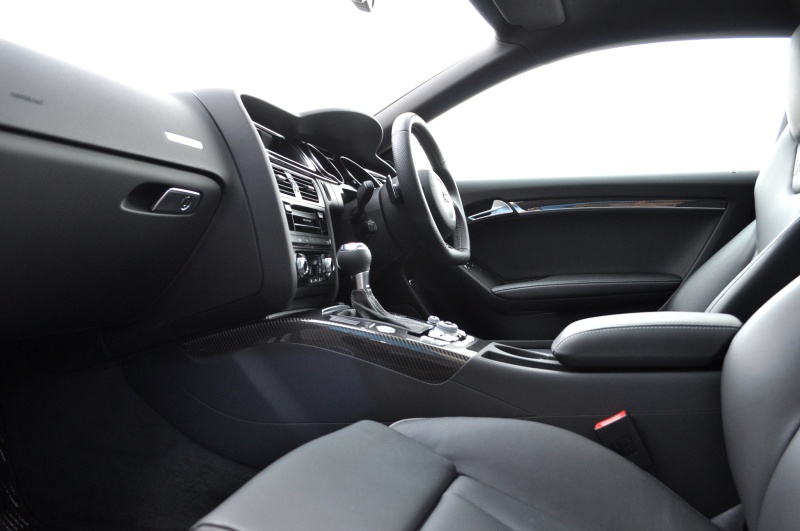 アウディ RS5 中古車