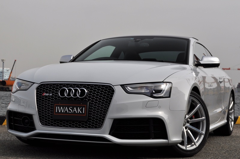 アウディ RS5 中古車