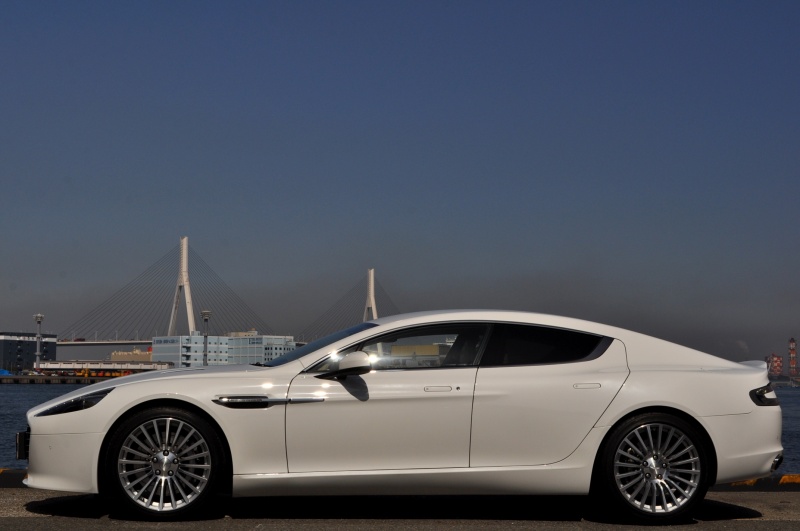 アストンマーティン ラピード 中古車