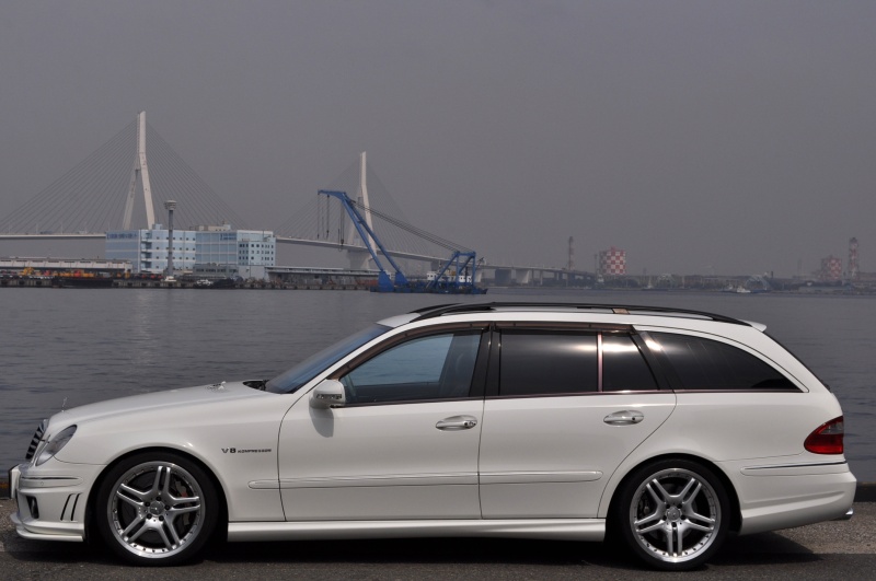 Amg Eクラス Amg E55ステーションワゴン 法人オナ禁煙特注スペシャルフルカスタム550馬力オーバーhddナビ地デジ後期仕様等 中古車 情報iwasaki Www Iwasaki Inc Co Jp