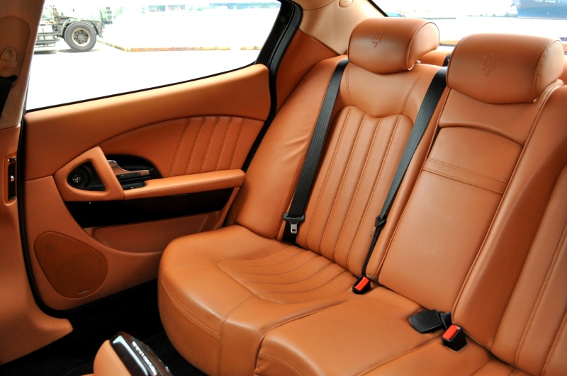 マセラティ クアトロポルテ 中古車