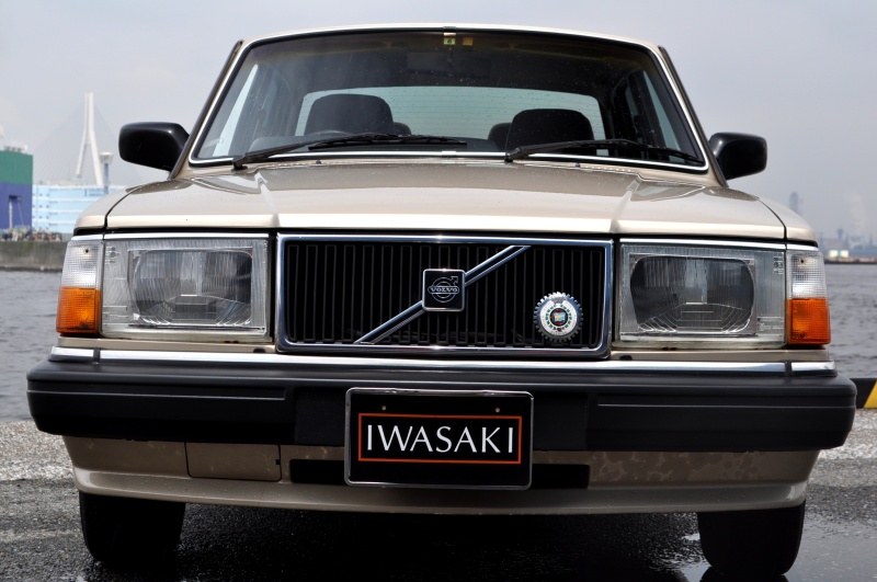 ボルボ 240 中古車