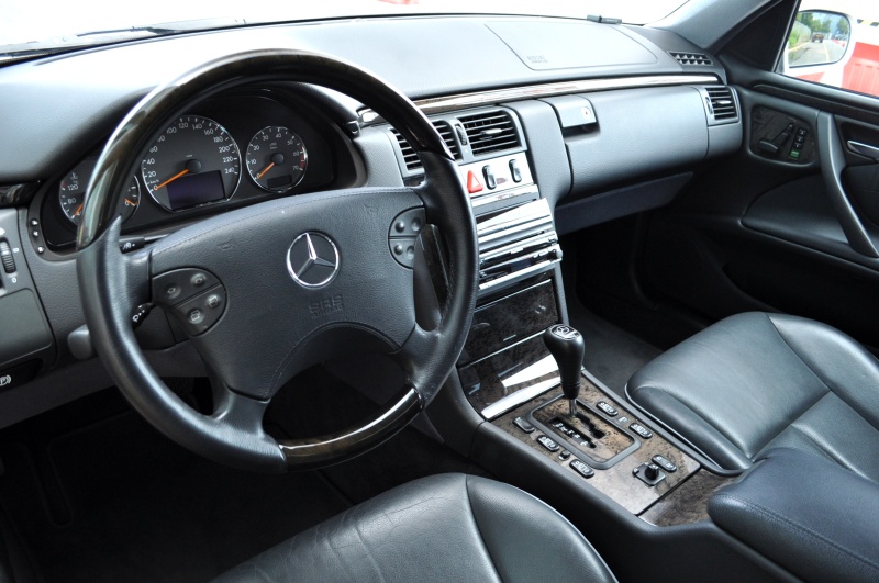 メルセデスベンツ Eクラス 中古車