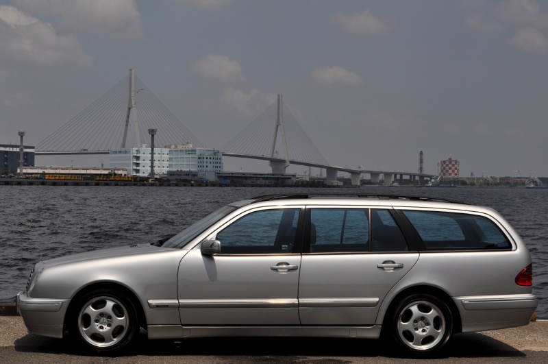 メルセデスベンツ Eクラス 中古車