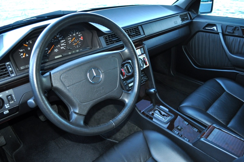 メルセデスベンツ Eクラス 中古車