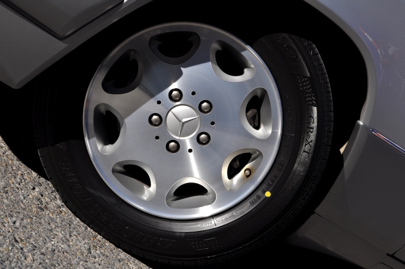 メルセデスベンツ Eクラス 中古車