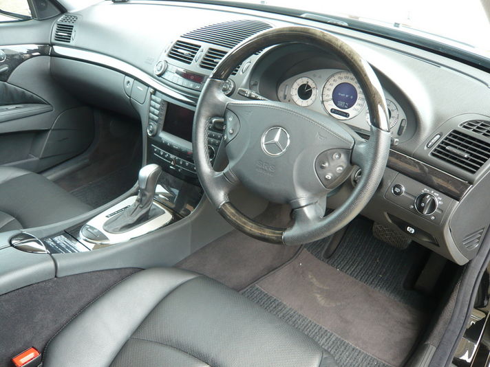 メルセデスベンツ Eクラス 中古車