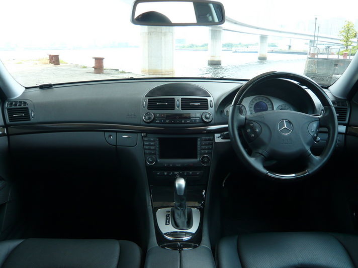 メルセデスベンツ Eクラス 中古車