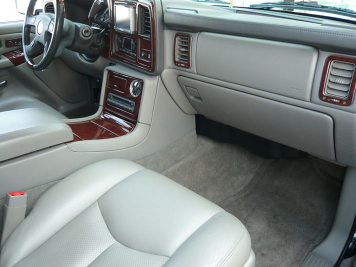 キャデラック エスカレード 中古車