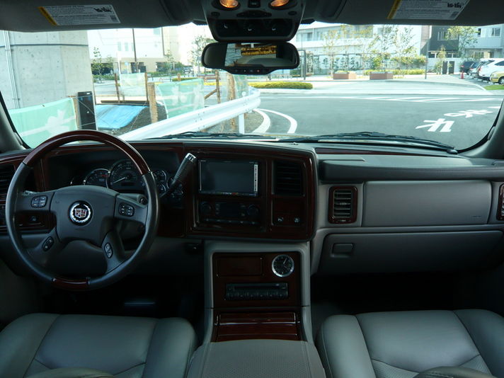 キャデラック エスカレード 中古車