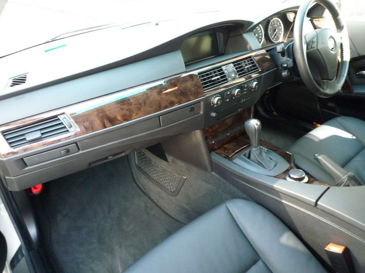 BMW 5シリーズ 中古車