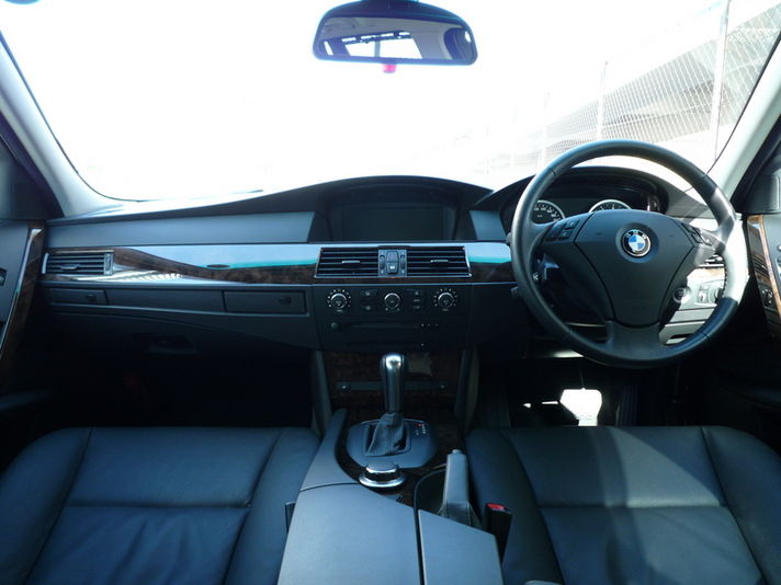 BMW 5シリーズ 中古車