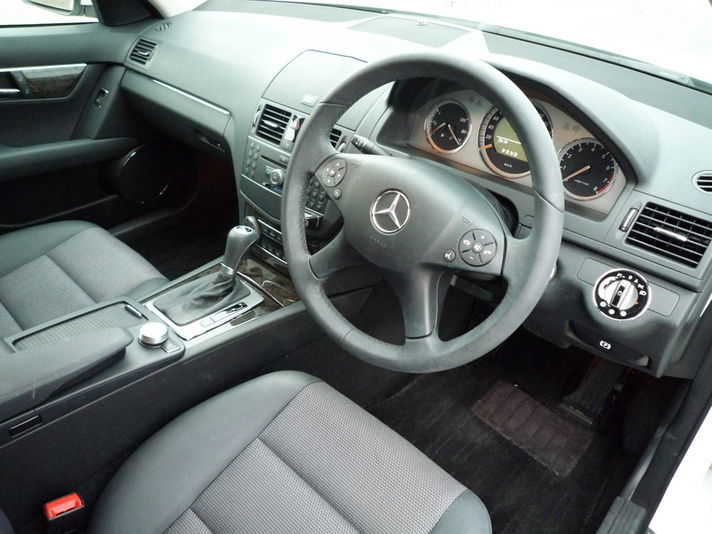 メルセデスベンツ Cクラス 中古車