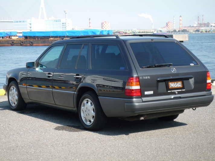 メルセデスベンツ Eクラス 中古車