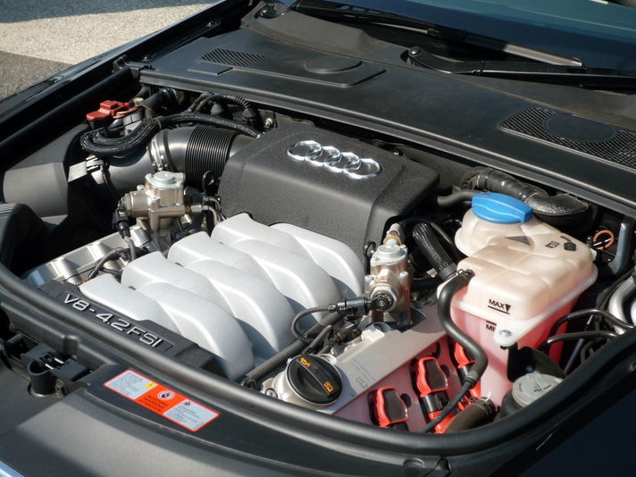 アウディ オールロード 中古車