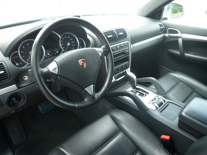 ポルシェ カイエン 中古車