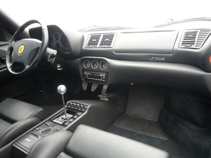 フェラーリ F355B 中古車