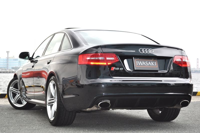 アウディ RS6 中古車