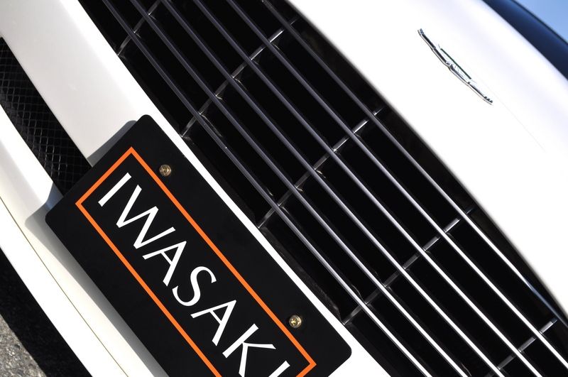 アストンマーティン V12 ヴァンキッシュ 中古車