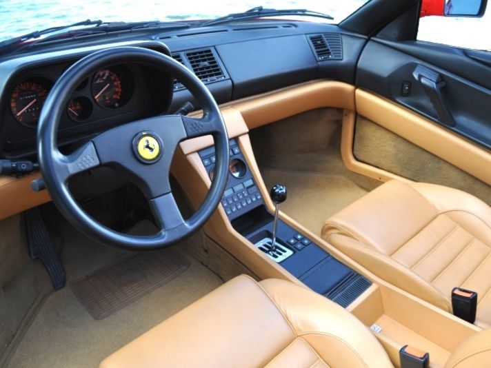 フェラーリ 348 中古車