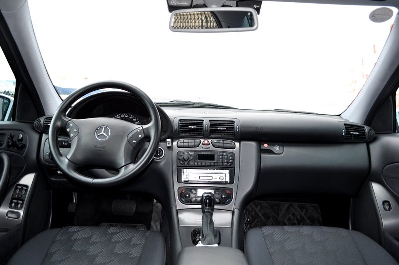 メルセデスベンツ Cクラス 中古車