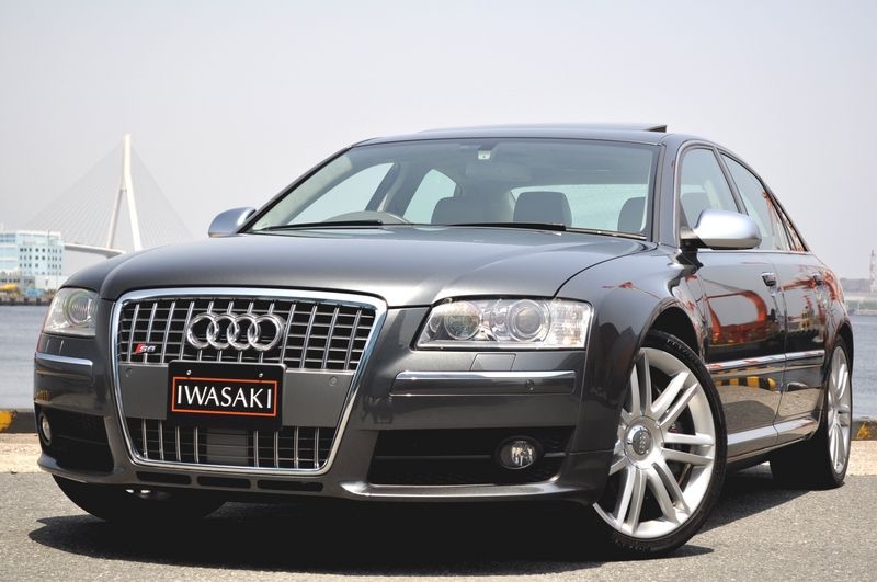 アウディ S8 中古車