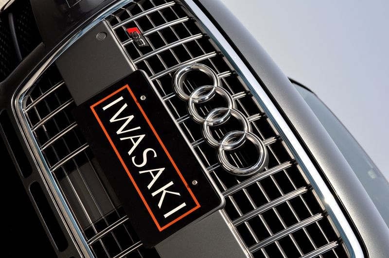 アウディ S8 中古車