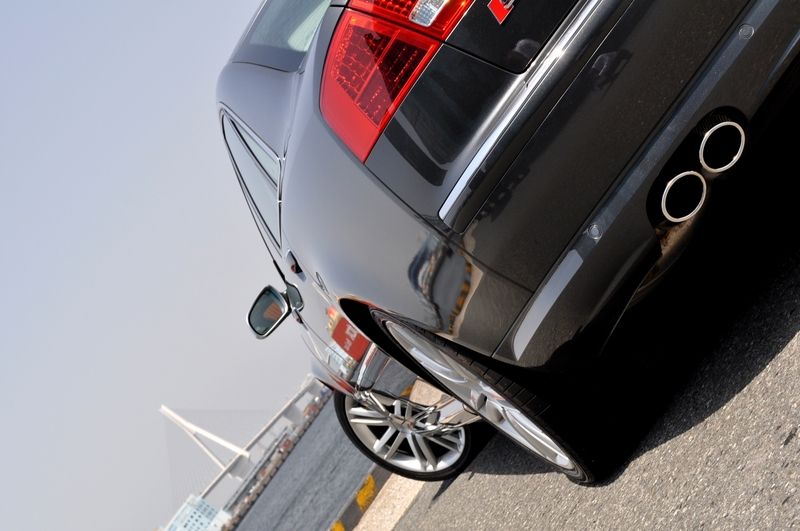 アウディ S8 中古車