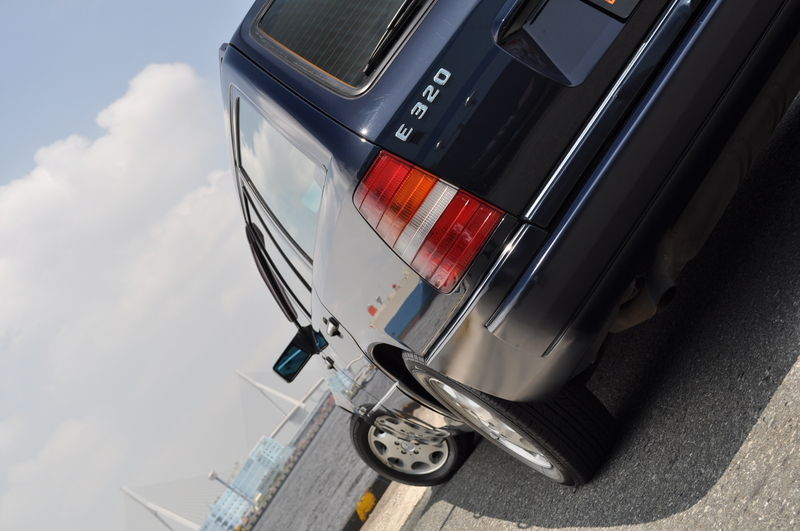 メルセデスベンツ Eクラス 中古車