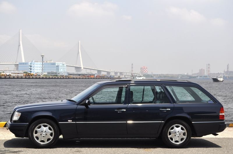 メルセデスベンツ Eクラス 中古車