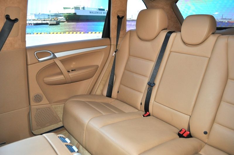 ポルシェ カイエン 中古車