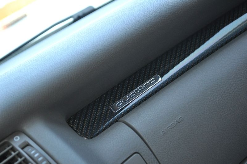 アウディ S8 中古車