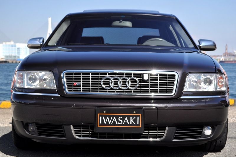 アウディ S8 中古車