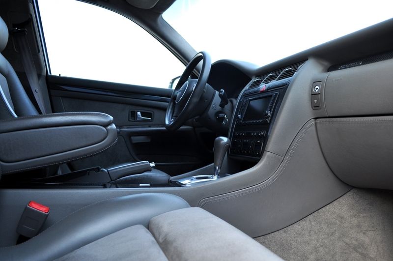 アウディ S8 中古車