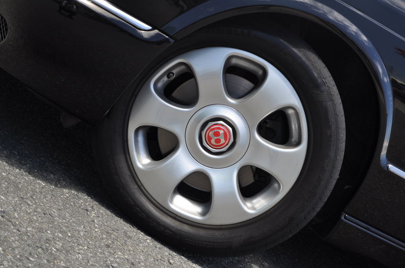 ベントレー アルナージ 中古車