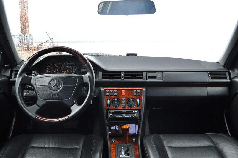 AMG Eクラス 中古車