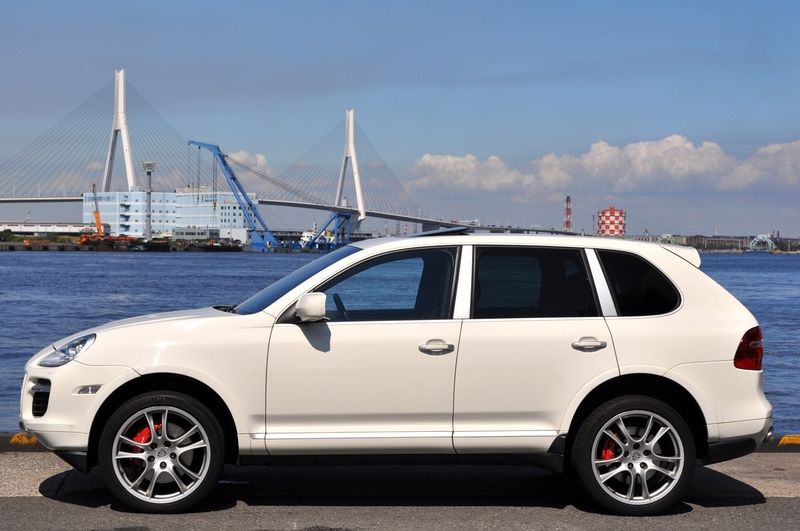 ポルシェ カイエン 中古車