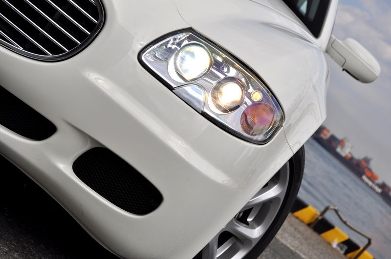 マセラティ クアトロポルテ 中古車